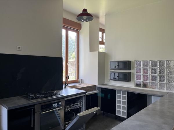 Maison à vendre |  Voutezac |  5 pièces | 200 m²