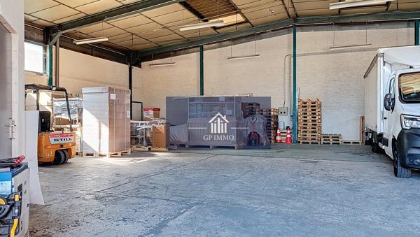 Local Commercial - 5249 m² Exclusivité