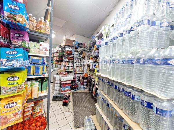 Fonds De Commerce - 154 m²