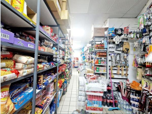 Fonds De Commerce - 154 m²