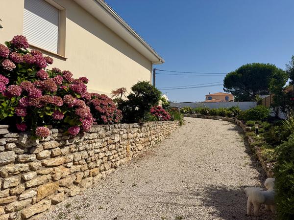 Maison 6 pièces 203 m2