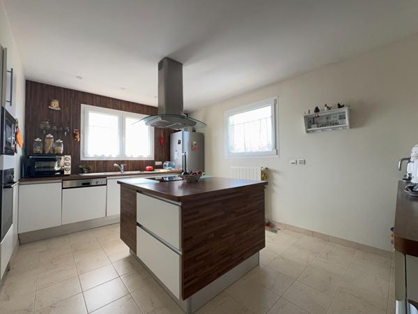 Maison 6 pièces 203 m2
