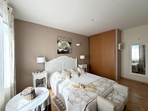 Maison 6 pièces 203 m2