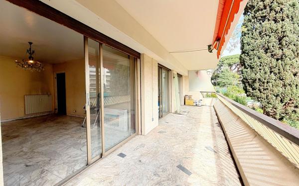 Appartement à vendre    3 pièces • 61,63 m2 Cannes