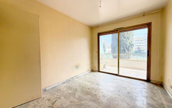 Appartement à vendre    3 pièces • 61,63 m2 Cannes