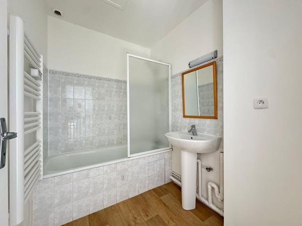 Appartement Laval T1 bis avec extérieur - 36,32 m2