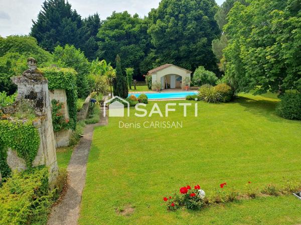 Maison de maître, piscine et dépendances...