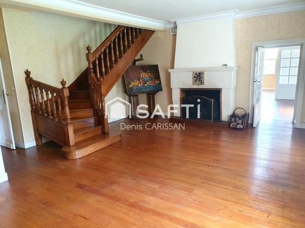 Maison de maître, piscine et dépendances...