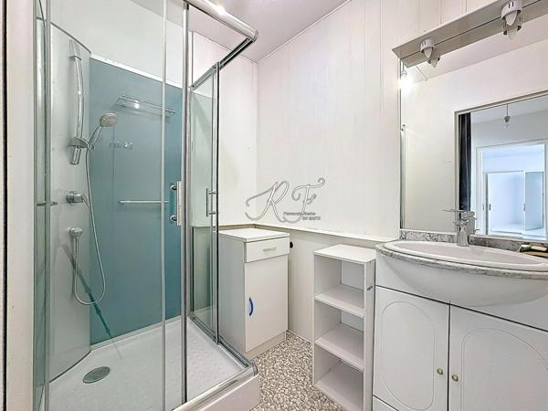 appartement lumineux au dernier étage