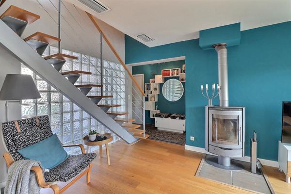 VILLA 152 M2 PISCINE STUDIO INDEPENDANT ATELIER MARSEILLE 13012