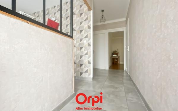 Maison à vendre    5 pièces • 98 m2 Montluçon