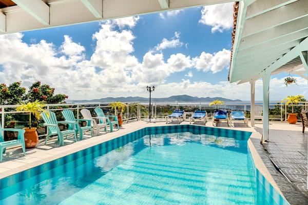 Maison à vendre - 10 pièces - TERREVILLE - VUE MER - PISCINE - CALME SCHOELCHER (972)