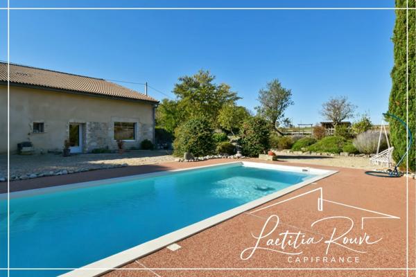 Demeure d’exception en pierre 370 m² habitable, Piscine, Pool house, Dépendances, Parc 3 ha avec lac À 25 min d’Agen