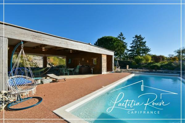 Demeure d’exception en pierre 370 m² habitable, Piscine, Pool house, Dépendances, Parc 3 ha avec lac À 25 min d’Agen