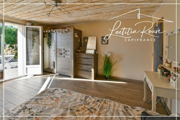 Demeure d’exception en pierre 370 m² habitable, Piscine, Pool house, Dépendances, Parc 3 ha avec lac À 25 min d’Agen