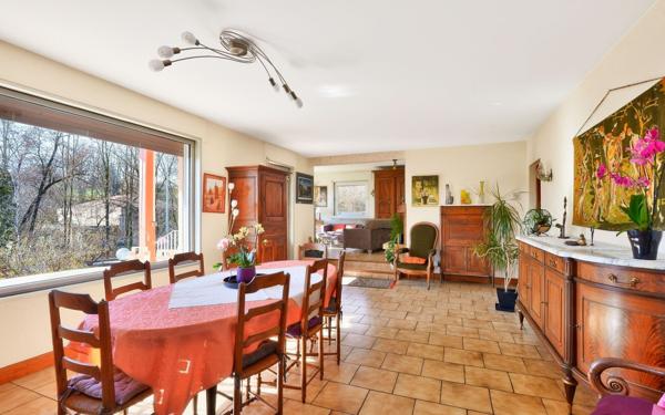 Maison à vendre    4 pièces •  Mornant