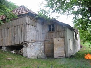 Saint-Jean-de-Chevelu (73170) ST JEAN DE CHEVEU ANCIENNE SCIERIE SUR 795 M² DE TERRAIN