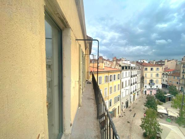 Bureaux à louer avec balcon - Hyper centre-ville / Castellane - 13006 Marseille