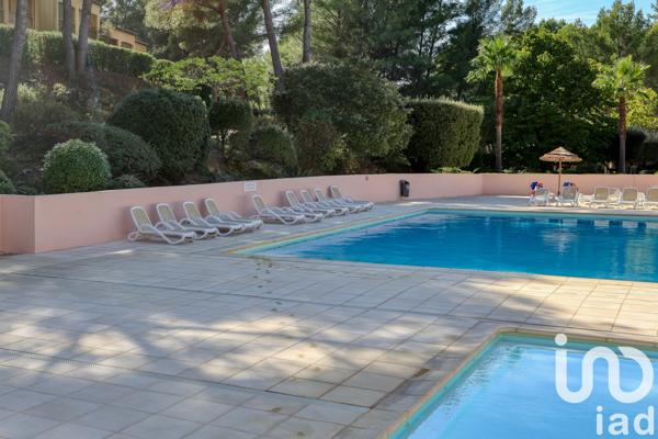 Appartement à vendre 3 pièces 66 m² Sanary-sur-Mer