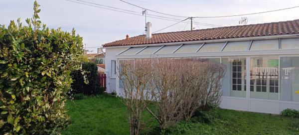 MAISON PLAIN PIED PROCHE MER ET COMMERCES