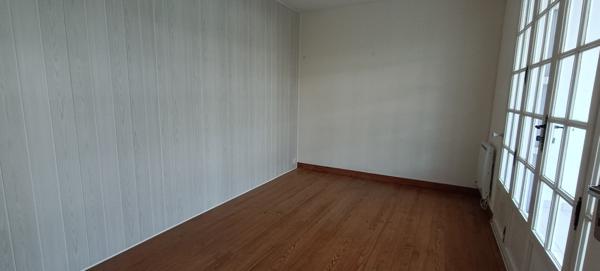 MAISON PLAIN PIED PROCHE MER ET COMMERCES