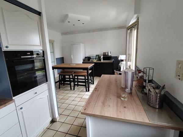 Maison Plenee Jugon 5 pièce(s) 135 m2