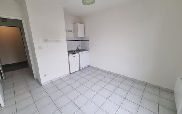 Appartement à vendre    1 pièce •  Avignon