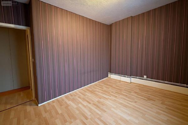 Maison de ville à vendre à Revin dans les Ardennes (08500), ref : 08034/114