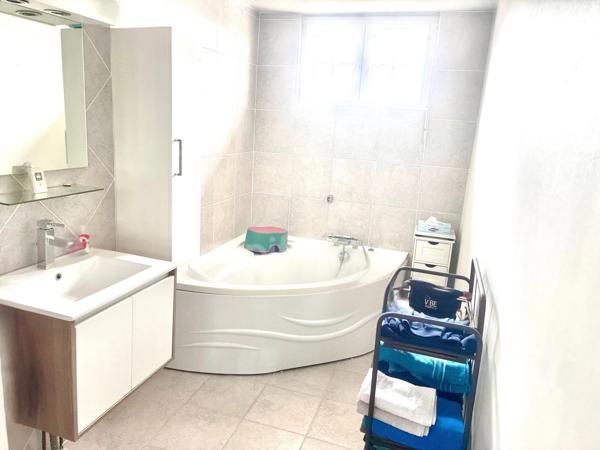 *Saint-Romain-de-Colbosc* Duplex familial de 110 m² avec jardin et garage. Copropriété bénévole