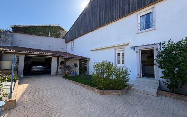 Maison à vendre    4 pièces •  Vavincourt