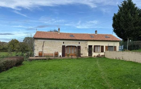 Vente Maison Nanteuil-en-vallee   