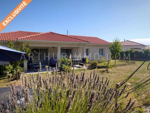 Location Maison 5 pièces 115 m2 à Roiffieux