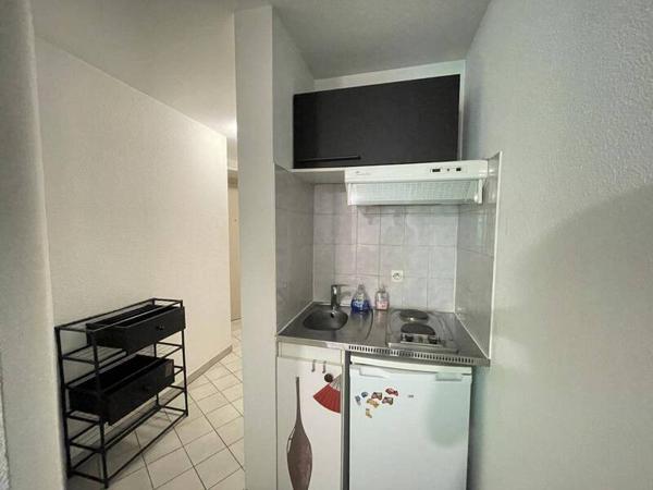Appartement 1 pièce                                        - 38000 Grenoble Réf : 5548