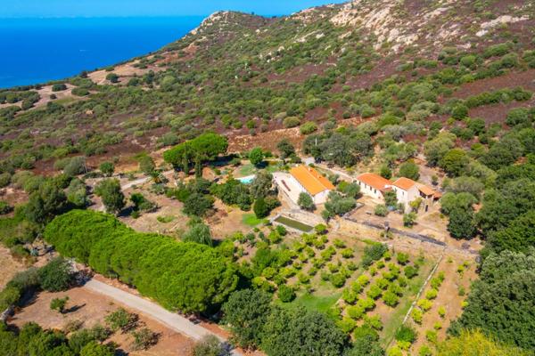 Vente Maison de luxe Lumio 9 Pièces 250 m²