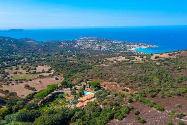 Vente Maison de luxe Lumio 9 Pièces 250 m²