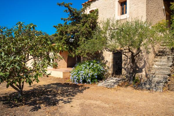 Vente Maison de luxe Lumio 9 Pièces 250 m²