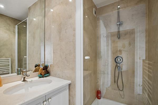 Vente Appartement de luxe Paris 16 4 Pièces 90 m²