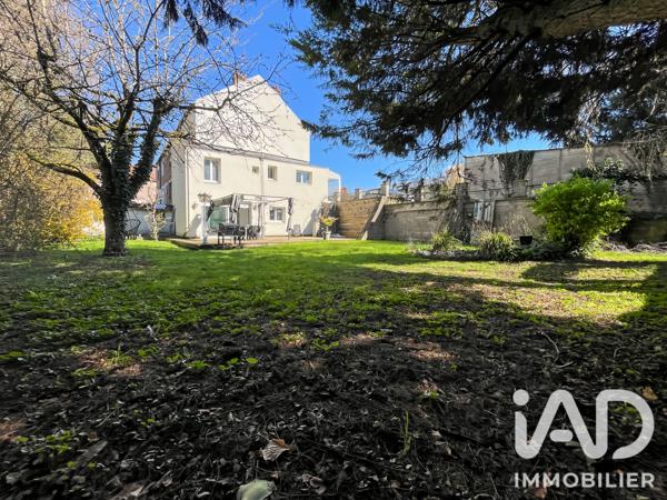 Maison à vendre 5 pièces 157 m² Saint-Quentin