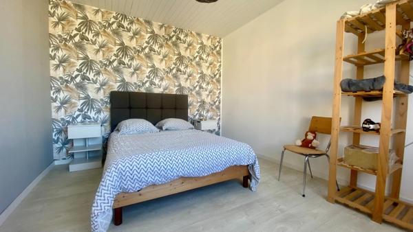 EXCEPTIONNELLE PROPRIETE ARBORE A SEULEMENT 10 MINUTES DE LA ROCHELLE TERRAIN DIVISIBLE SELON VOS BESOINS !