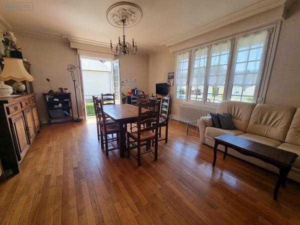 Maison à vendre à Avranches dans la Manche (50300), ref : MA570