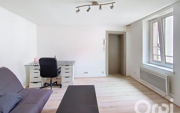 Appartement à vendre    1 pièce • 23 m2 Nancy