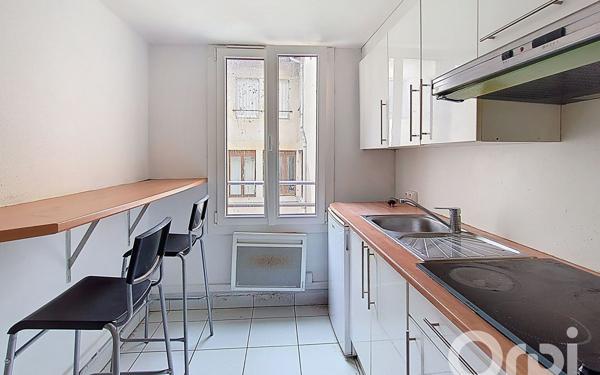 Appartement à vendre    1 pièce • 23 m2 Nancy