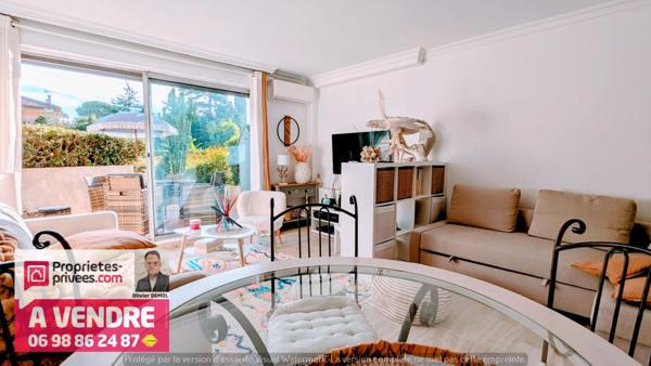 MAGNIFIQUE STUDIO BORD DE MER - CANNES