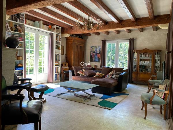 Maison à vendre    6 pièces •  Sadirac