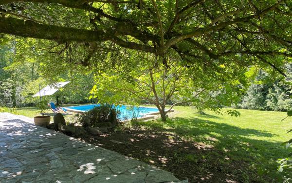 Maison à vendre    6 pièces •  Sadirac