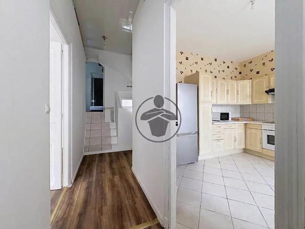 Location                                                      Maison
                        
                     4 pièces                      107 m2                     à Saint-Quentin