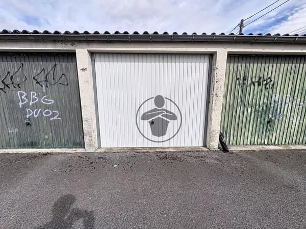 Location                                                      Maison
                        
                     4 pièces                      107 m2                     à Saint-Quentin