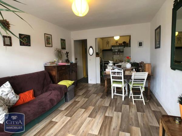Appartement à louer 2 pièces 42.85m²