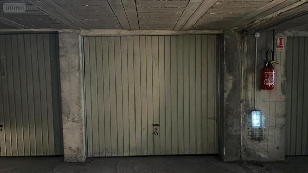 Garage - Parking à vendre à Nantes en Loire-Atlantique (44000), ref : 44007-1732   
Saint Donatien