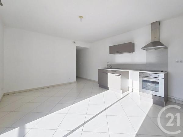 Appartement à vendre  3 pièces - 57,83 m 2   TROYES  - 10